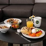 酒店 Koeln-ehrenfeld 3*